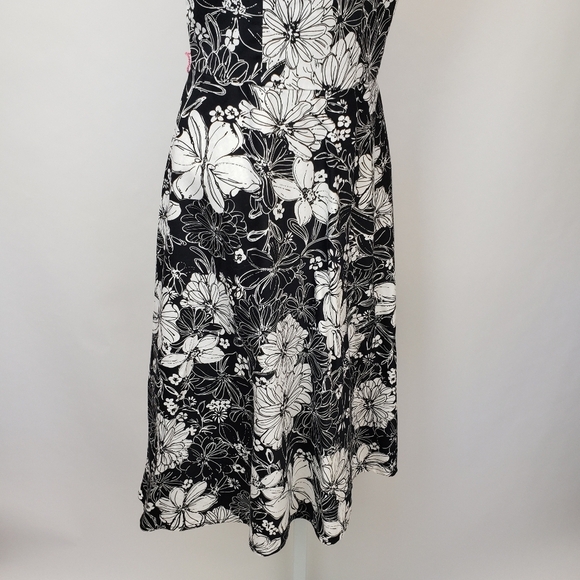 Scarlett vintage floral black white with pink piping fit and flare dress size 10 - Picture 3 of 8